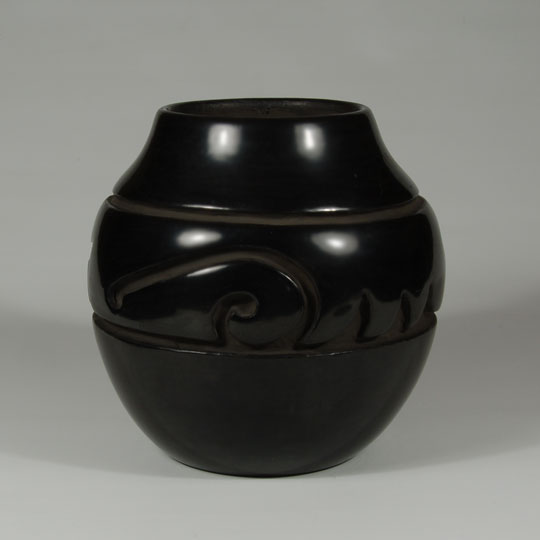 Margaret Tafoya Pottery C3630